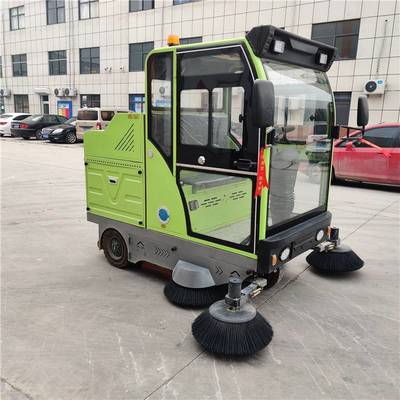 電動(dòng)清掃車 開啟城市清潔智能綠色新篇章